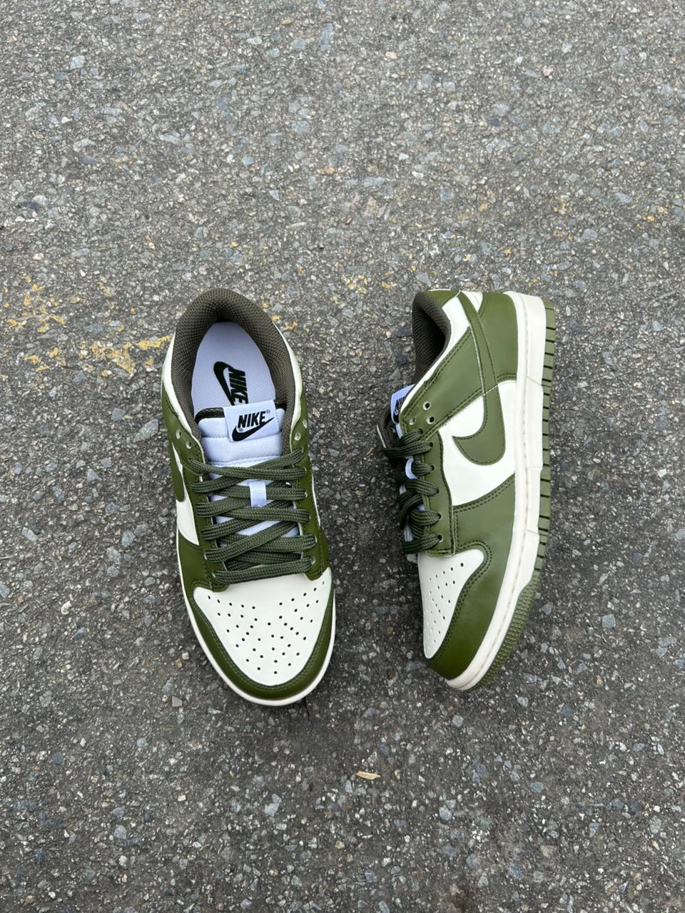 Tênis Dunk Low - Olive Verde